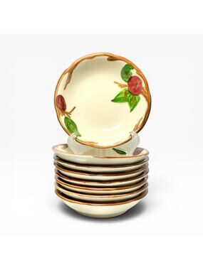 Franciscan “Apple” Set of 8 Dessert Bowls 5 1/4”